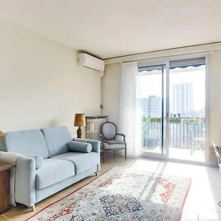 Charming With Terrace By Weekome Appartamento